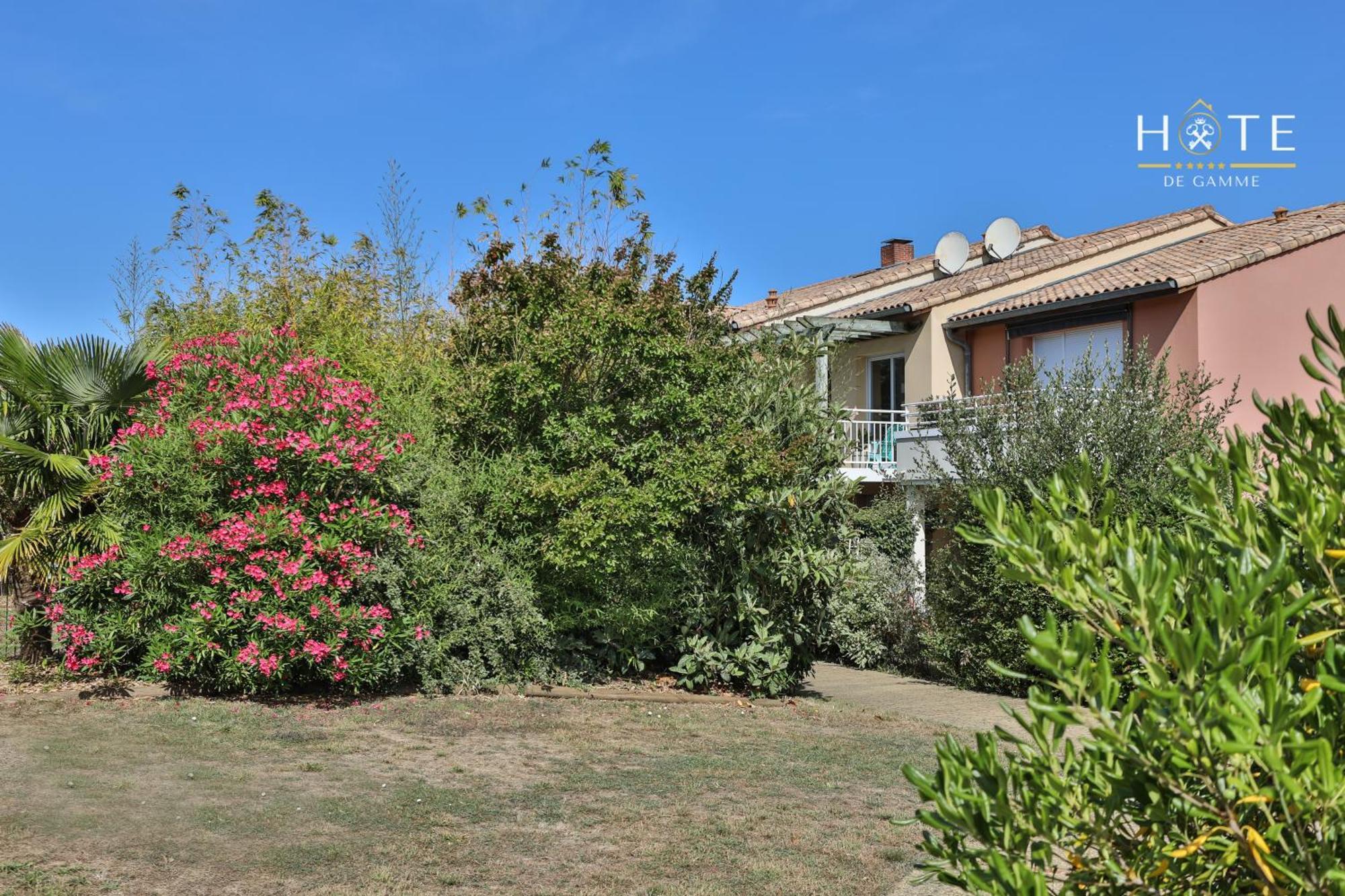 Residence Les Dunes- Appartement Avec Piscine レ・サ​​ーブル・ドロンヌ エクステリア 写真